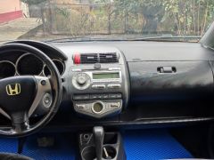 Photo of the vehicle Honda Jazz