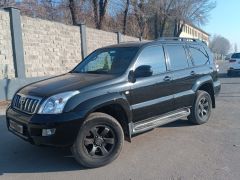 Сүрөт унаа Toyota Land Cruiser Prado