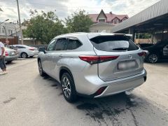 Сүрөт унаа Toyota Highlander