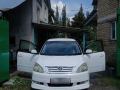 Фото авто Toyota Ipsum