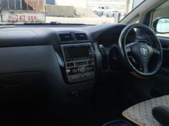 Фото авто Toyota Ipsum