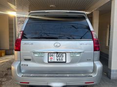 Photo of the vehicle Lexus GX