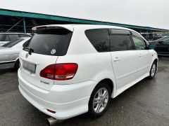 Фото авто Toyota Ipsum