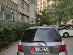 Фото авто Honda Fit