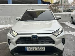 Сүрөт унаа Toyota RAV4