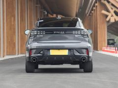 Photo of the vehicle Lynk &amp; Co 5