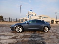 Сүрөт унаа Tesla Model 3