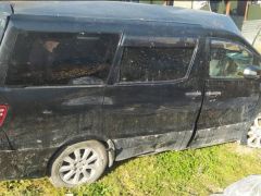 Photo of the vehicle Toyota Alphard