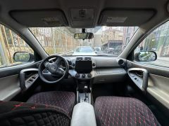 Сүрөт унаа Toyota RAV4