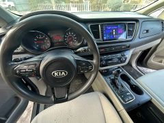 Фото авто Kia Carnival