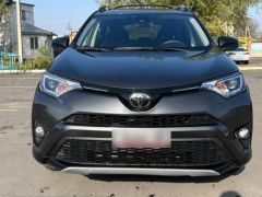 Сүрөт унаа Toyota RAV4