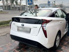 Фото авто Toyota Prius