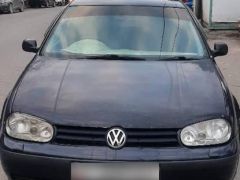 Фото авто Volkswagen Golf