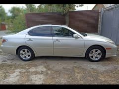 Photo of the vehicle Lexus ES