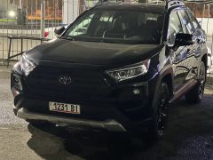 Сүрөт унаа Toyota RAV4