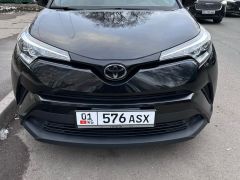 Сүрөт унаа Toyota C-HR