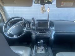 Сүрөт унаа Toyota Land Cruiser