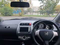 Фото авто Honda Fit