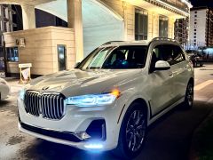 Фото авто BMW X7