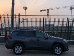 Сүрөт унаа Toyota RAV4