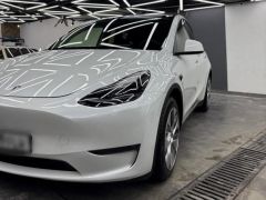 Фото авто Tesla Model Y