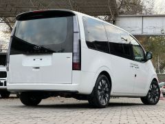 Фото авто Hyundai Staria