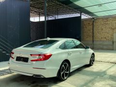 Фото авто Honda Accord