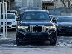 Фото авто BMW X7