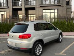 Photo of the vehicle Volkswagen Tiguan