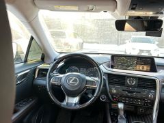 Photo of the vehicle Lexus RX