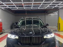 Фото авто BMW X7