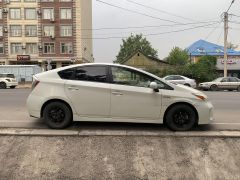 Фото авто Toyota Prius