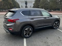 Photo of the vehicle Hyundai Santa Fe