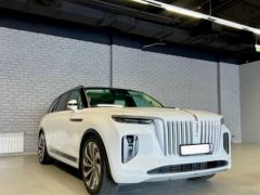 Сүрөт унаа Hongqi E-HS9