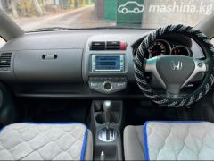 Фото авто Honda Fit