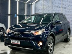 Сүрөт унаа Toyota RAV4