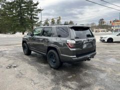 Photo of the vehicle Toyota 4Runner