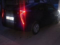 Фото авто Toyota Prius