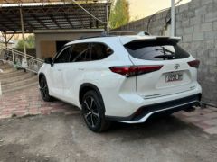 Сүрөт унаа Toyota Highlander