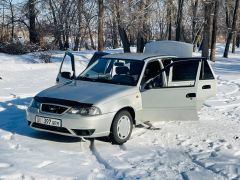 Сүрөт унаа Daewoo Nexia