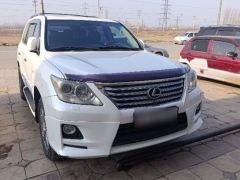 Photo of the vehicle Lexus LX