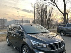 Фото авто Kia Carnival