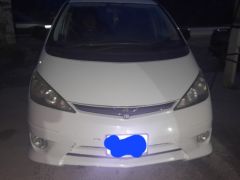 Photo of the vehicle Toyota Estima