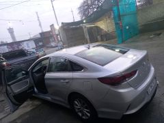 Photo of the vehicle Hyundai Sonata