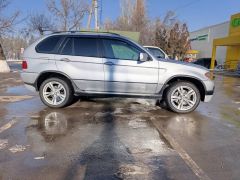 Photo of the vehicle BMW X5