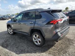 Photo of the vehicle Toyota RAV4