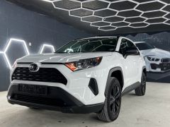 Сүрөт унаа Toyota RAV4