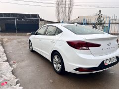 Фото авто Hyundai Elantra