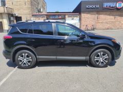 Photo of the vehicle Toyota RAV4