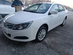 Сүрөт унаа BYD E5